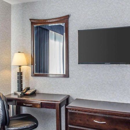 Paramount Inn 플로럴 파크 외부 사진