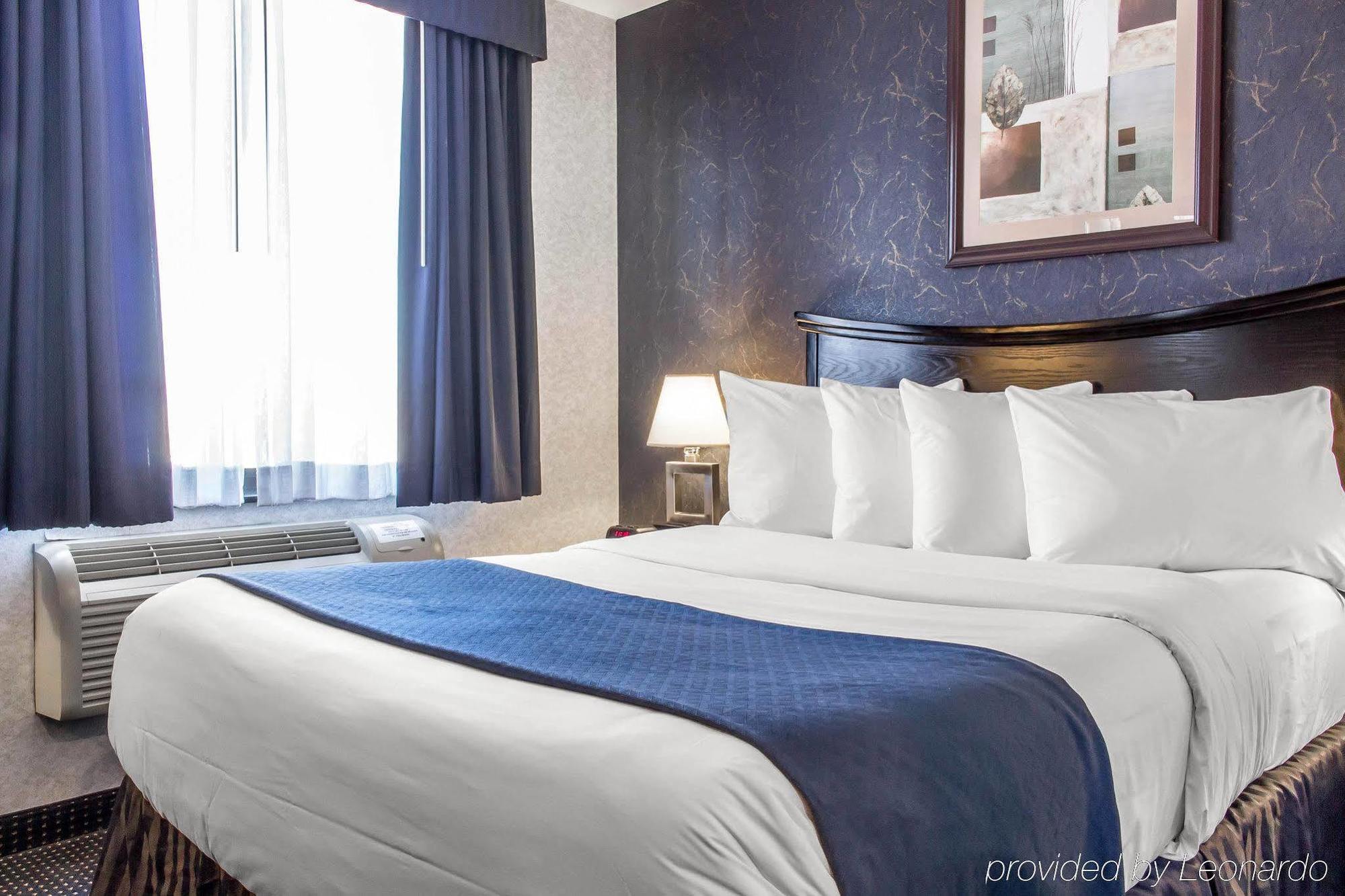 Paramount Inn 플로럴 파크 외부 사진