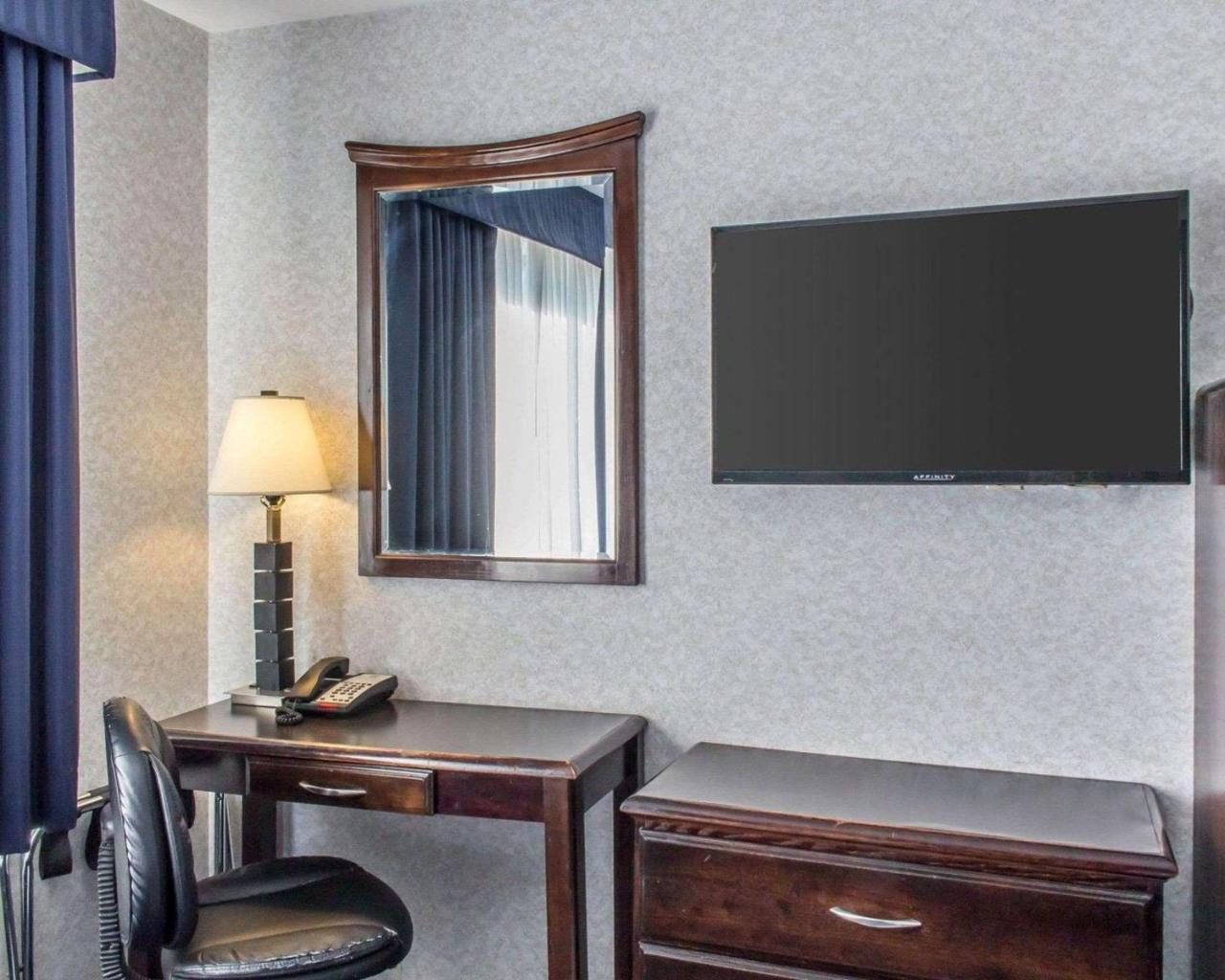 Paramount Inn 플로럴 파크 외부 사진